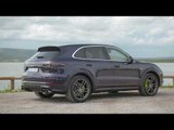 The new Porsche Cayenne E-Hybrid Design in Purpurit Metallic