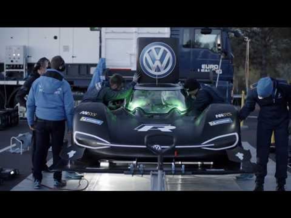 Vokswagen I.D. R Pikes Peak - First Test Drive