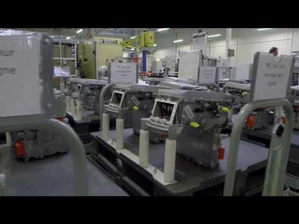 R240 electric motor manufacturing at the Renault Cléon plant - PEC
