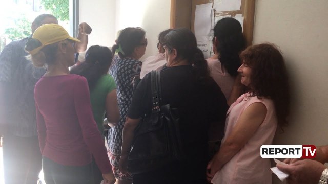 Radhë të gjata për të marrë ndihmën ekonomike në Shkodër, Voltana Ademi: Të ndërhyjë shteti