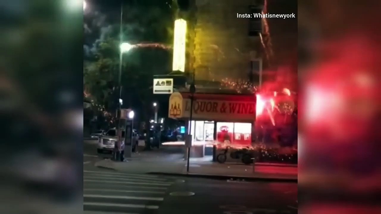 Une femme s'en prend à des passants avec des feux d’artifices !