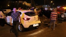 Çekmeköy’de zincirleme trafik kazası... Olay yerini film izler gibi izlediler
