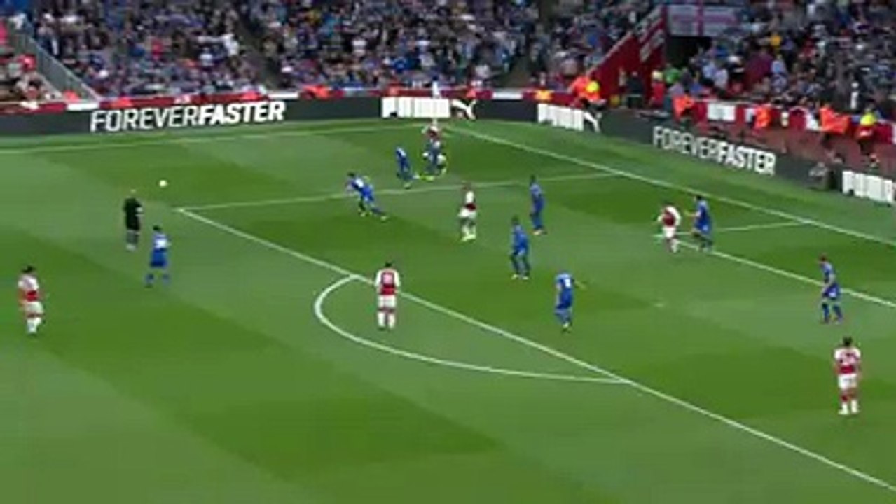 He scored 1️⃣7️⃣ goals in his debut season with us...... but which Alexandre Lacazette Officiel goal was YOUR favourite?