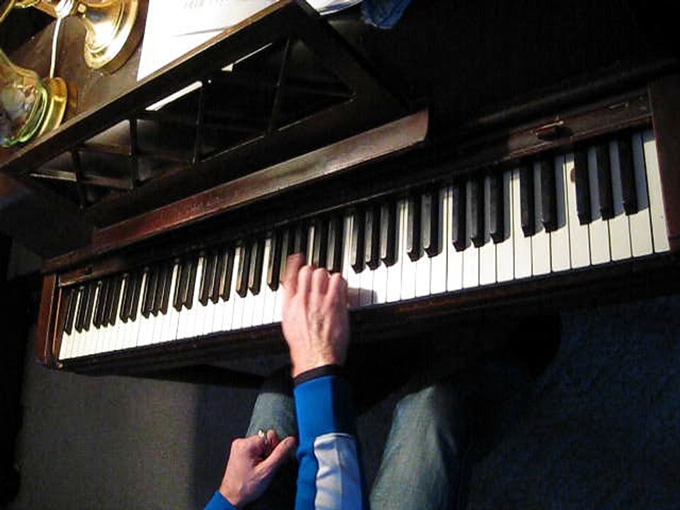 09 Blues Scales