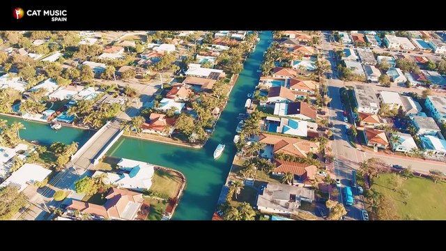 Jorge Gonzalez feat. Mirella Cesa - Esta Noche (Official Video)