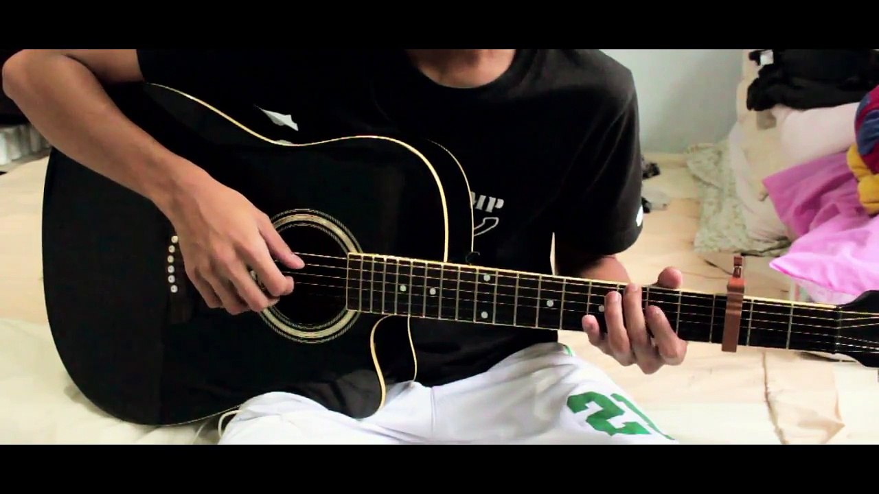 Alone (Alan Walker) - Fingerstyle arrangement by Naiah Yabes