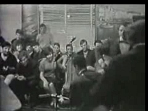 Eddy Mitchell et Les Chaussettes Noires - Eddy sois bon