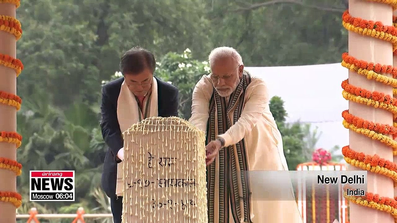 President Moon and PM Modi visit Gandhi Smriti to pay respect to Gandhi