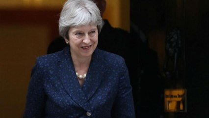 Trotz Rücktritten: May bleibt bei ihrem Brexit-Plan