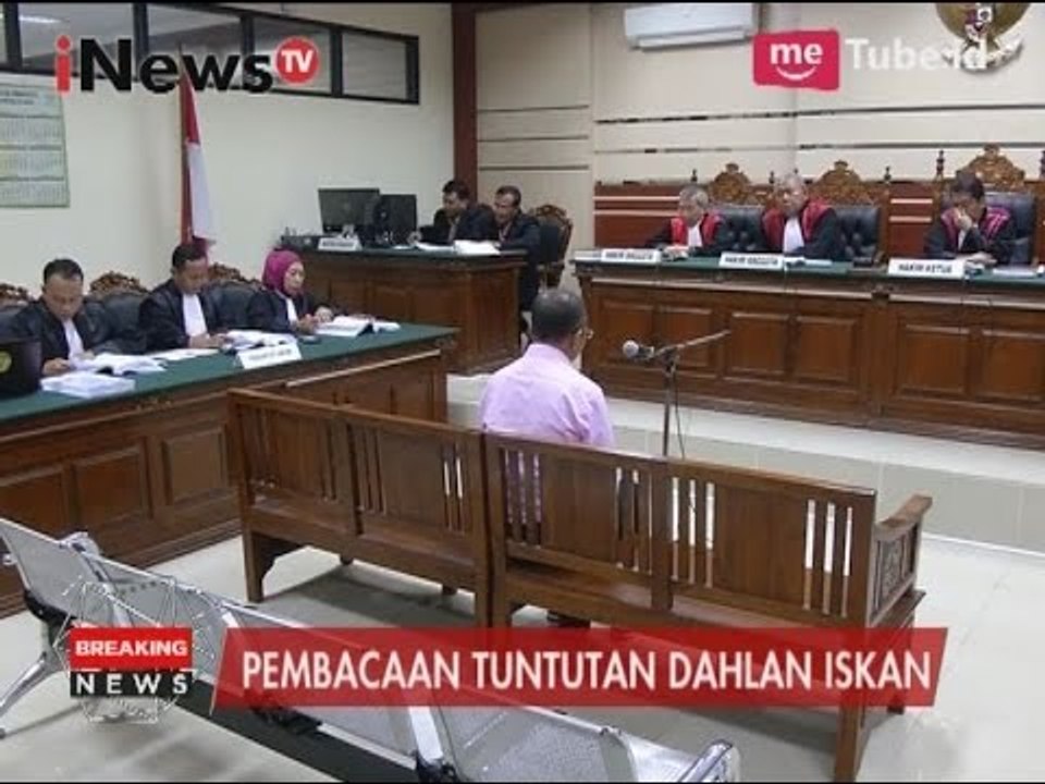 Dahlan Iskan terdakwa kasus jual beli aset PT PWU - Breaking News 07/04