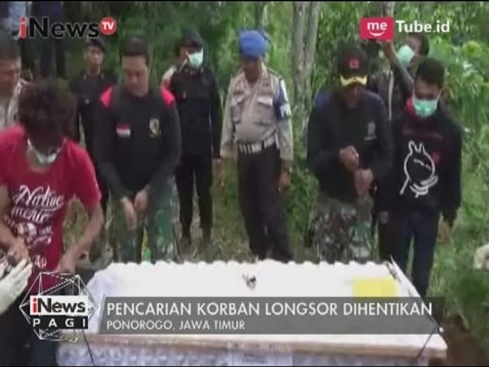 Jenazah Korban Longsor di Ponorogo Dimakamkan - iNews Pagi 12/04