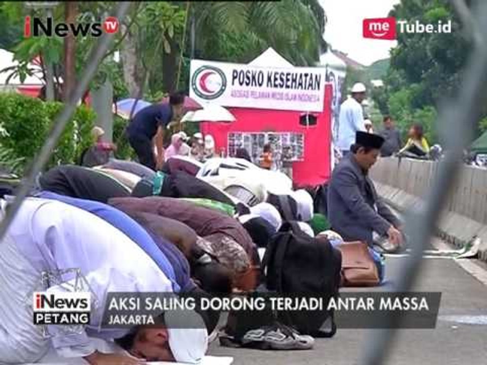 Massa Dari Berbagai Forum Menggelar Aksi Diluar Gedung Kementan - iNews Petang 20/04