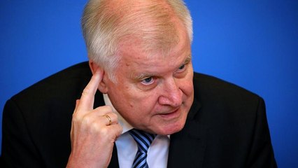 Allemagne : Seehofer présente son plan anti-migrants
