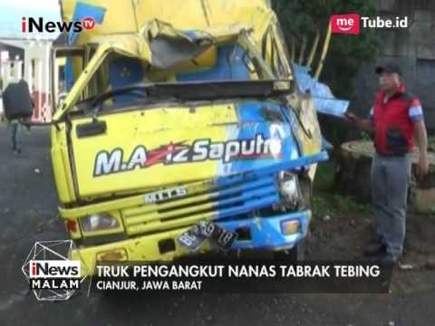 Sebuah Truk Angkut Nanas Tabrak Tebing, Sang Sopir Tewas - iNews Malam 02/05