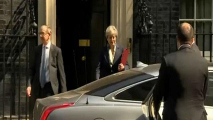 Kormányválságot okozott az új Brexit-terv az Egyesült Királyságban