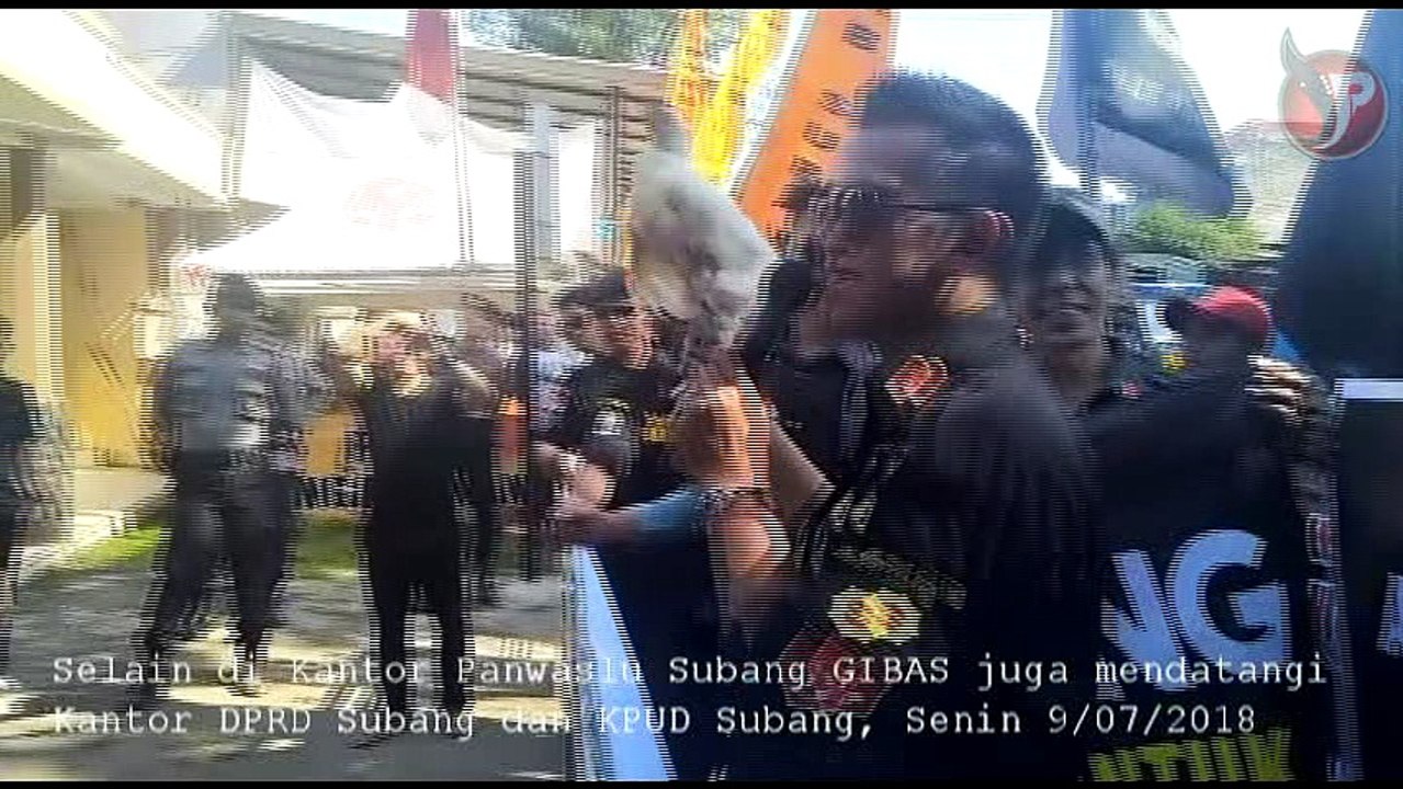 GIBAS HADIAHI PANWASLU SUBANG SEEKOR AYAM SAYUR BETINA