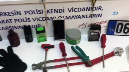 Çaldıkları paralarla Antalya’da tatile giden hırsızlar, dönüş yolunda yakalandılar