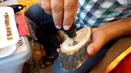 Balıkesir'de Zeytin Atıkları Maharetli Ellerde Sanat Eseri Oldu