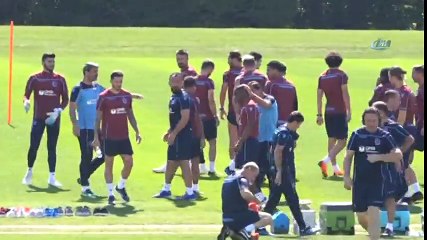 Trabzonspor'da Burak Yılmaz Takımla Çalışmalara Başladı