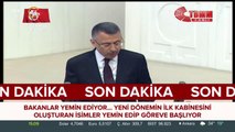 Yeni dönemin ilk kabinesi Meclis'ye yemin ederek göreve başladı