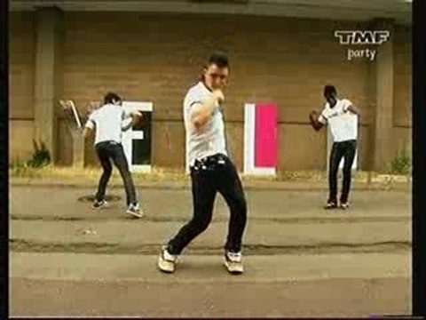 Yelle - A Cause Des Garçons (Tepr Remix) by CMONYALL