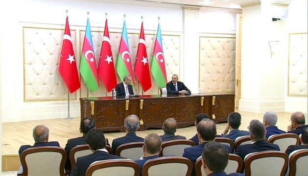 İlk Yurt Dışı Ziyaret ve Kabinenin Yemini