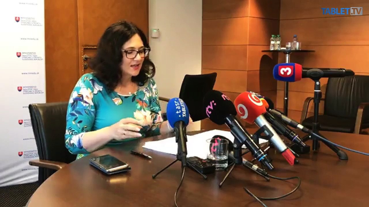 Brífing ministerky školstva Martiny Lubyovej