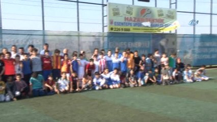 Kur'an Kursu Miniklerinin Futbol Heyecanı