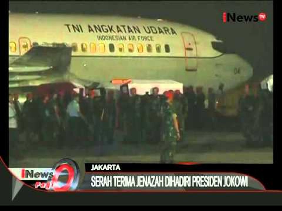 Serah Terima Jenazah Dihadiri Presiden Jokowi - iNews Pagi 02/07