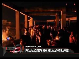 Video herunterladen: 200 Kios Pasar Cikpuan Terbakar, Pedagang Histeris Tak Sempat Selamatkan Dagangan - iNews Pagi 07/07