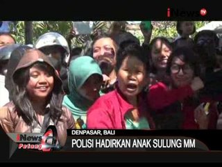 Rekonstruksi Pembunuhan Angeline Dikawal Ketat Polisi Karena Warga Yang Emosi - iNews Petang 06/07