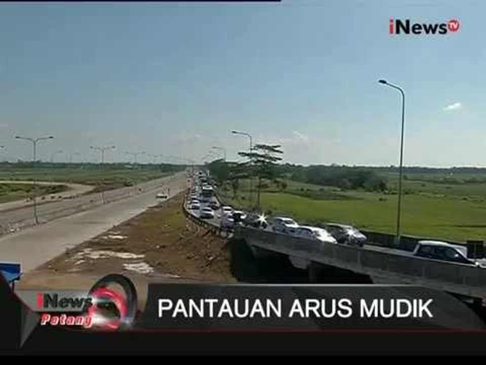 Live Report: Pantauan Arus Mudik 2015 Dari Tol Cileunyi Jabar - iNews Petang 16/07