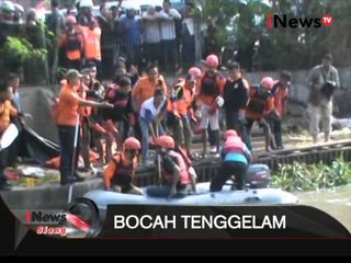 Скачать видео: Bocah Tenggelam, Ditemukan Tewas Di Pintu Air Kalimalang - iNews Siang 18/08