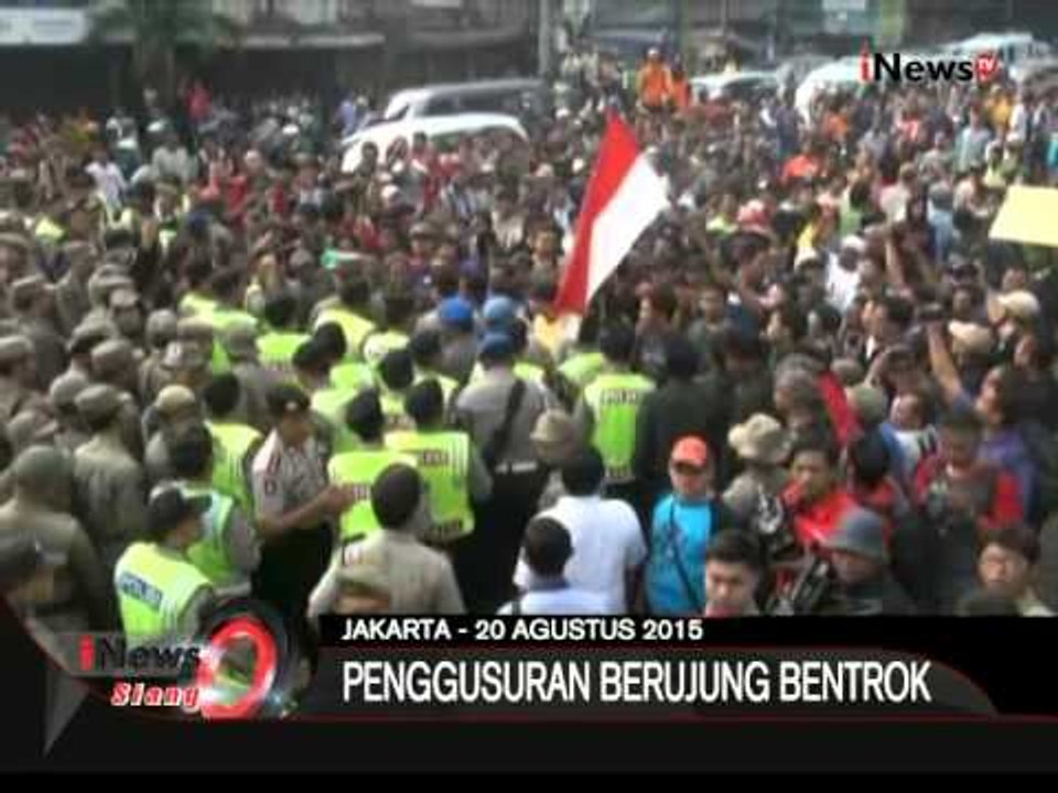 Warga Kp. Pulo Serang Petugas Untuk Melindungi Tempat Tinggal - iNews Siang 21/08