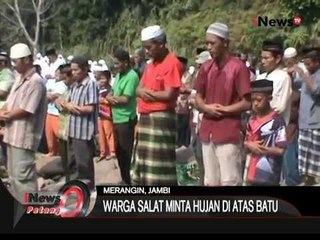 Warga Sholat Minta Hujan Di Atas Batu Di Merangin, Jambi - iNews Petang 07/09