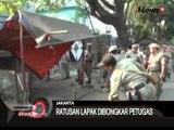 Petugas Bongkar Lapak PKL Di Grogol - iNews Siang 22/09