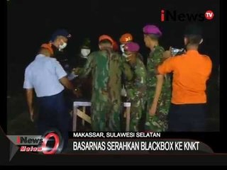 10 Jenazah Korban Aviastar Diserah Terimakan Ke Kapolda Sulawesi Selatan - iNews Malam 06/10