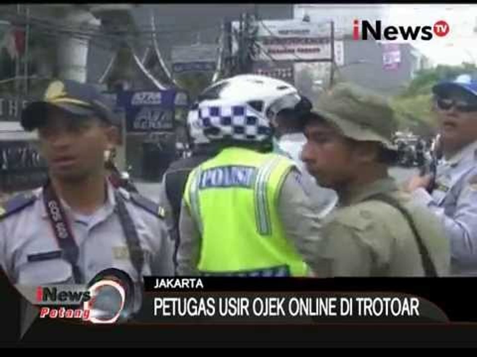 Razia Parkir Liar Membuat Marah Juru Parkir - iNews Petang 12/10