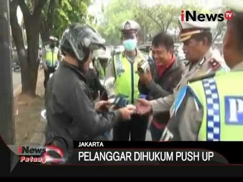 LUCU!!! Operasi Zebra, Pelanggar Dihukum Push Up - iNews Petang 23/10