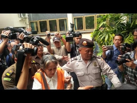 Live Report: Sidang Lanjutan Kasus Pembunuhan Engeline - iNews Siang 03/11