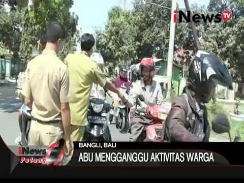 Erupsi Gunung Barujari, Petugas Bagikan Masker - iNews Petang 04/11