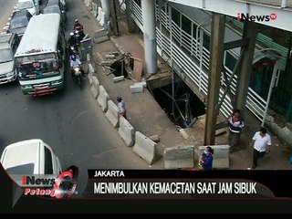 Télécharger la video: Jalan Ambles Di Jalan Jenderal Sudirman Menimbulkan Kemacetan Saat Jam Sibuk - iNews Petang 11/11