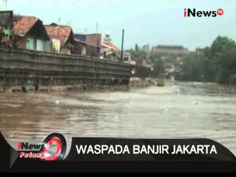 Proyek Normalisasi Ciliwung Dihentikan Sementara - iNews Petang 16/11