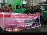 Unjuk Rasa Setahun Jokowi-JK, Massa Lempar Katak Ke Depan Gedung DPR - iNews Pagi 17/11