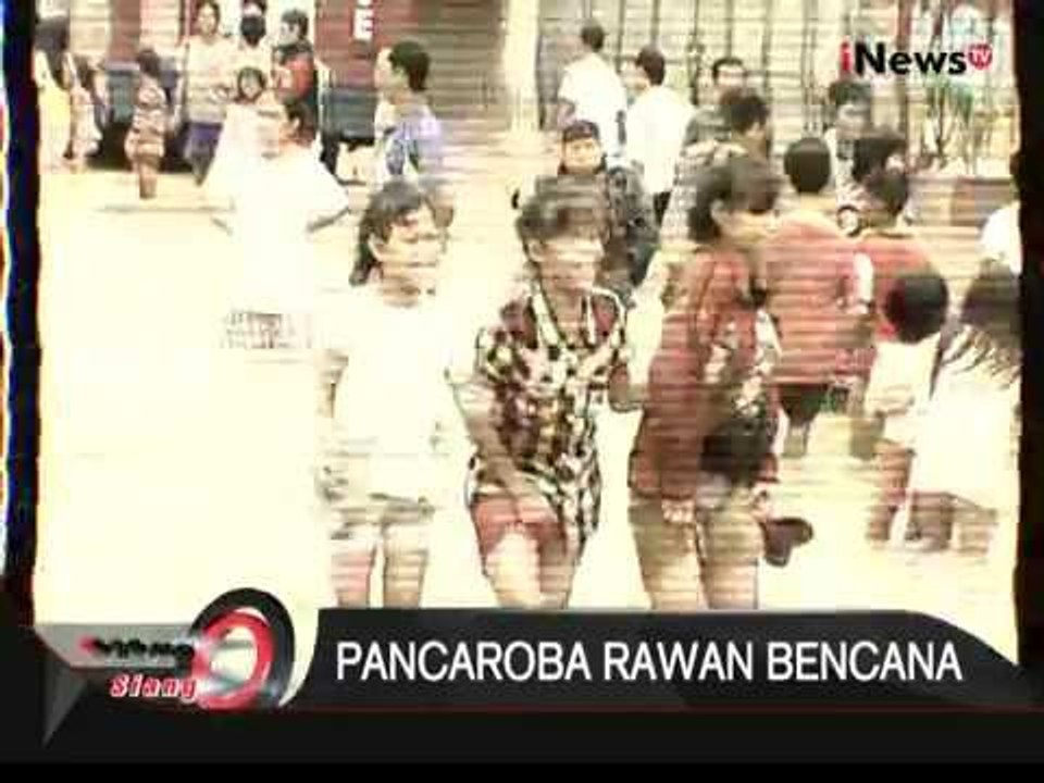 Banjir Kampung Pulo, Warga Sekitar Kerja Keras Bersihkan Sisa Lumpur - iNews Siang 19/11