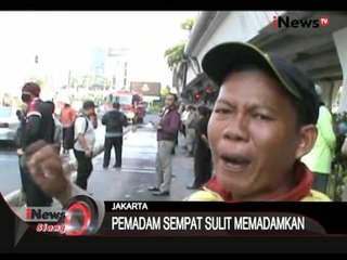 Akibat Hubungan Arus Pendek Listrik, Sebuah Sedan Terbakar Di Perempatan Senen - iNews Siang 01/12