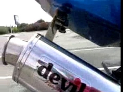 Magnum inox position basse sur Z750 '05