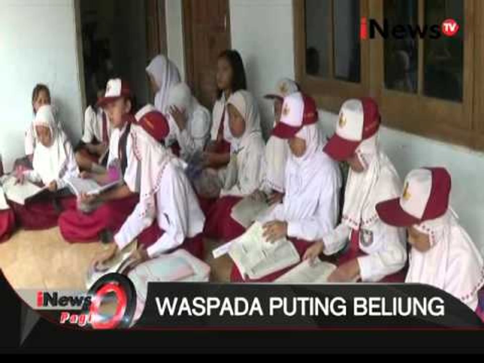 Sekolah Ambruk Terkena Angin Puting Beliung, Siswa SD Belajar Di Musholla - iNews Pagi 15/12