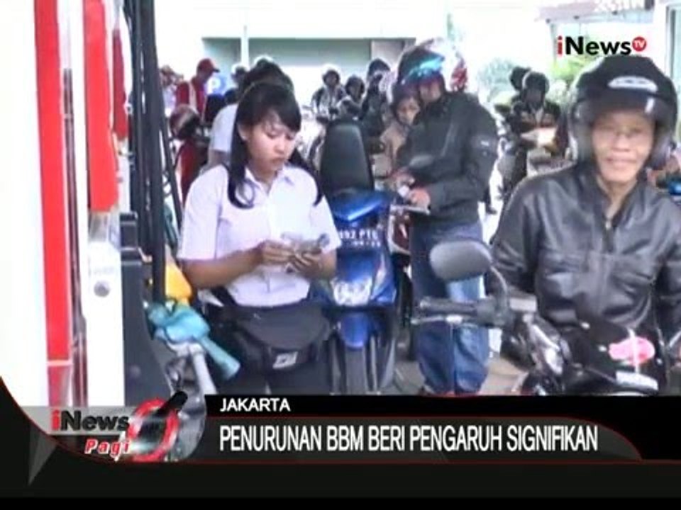 Penurunan BBM Diharapkan Mampu Menurunkan Inflasi Tahun 2016 - iNews Pagi 25/12