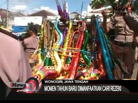 Jelang Perayaan Tahun Baru, Terompet Berlafadz Huruf Arab Beredar Di Demak - iNews Pagi 29/12